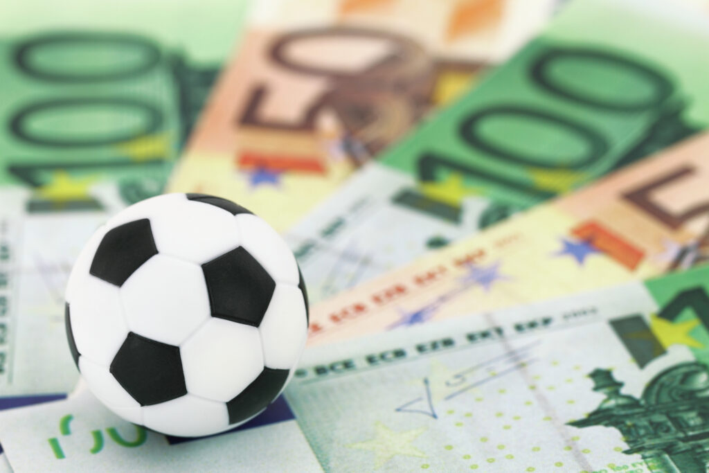 Fußball auf Euro-Banknoten