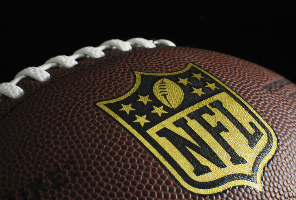 Nahaufnahme eines NFL-Footballs